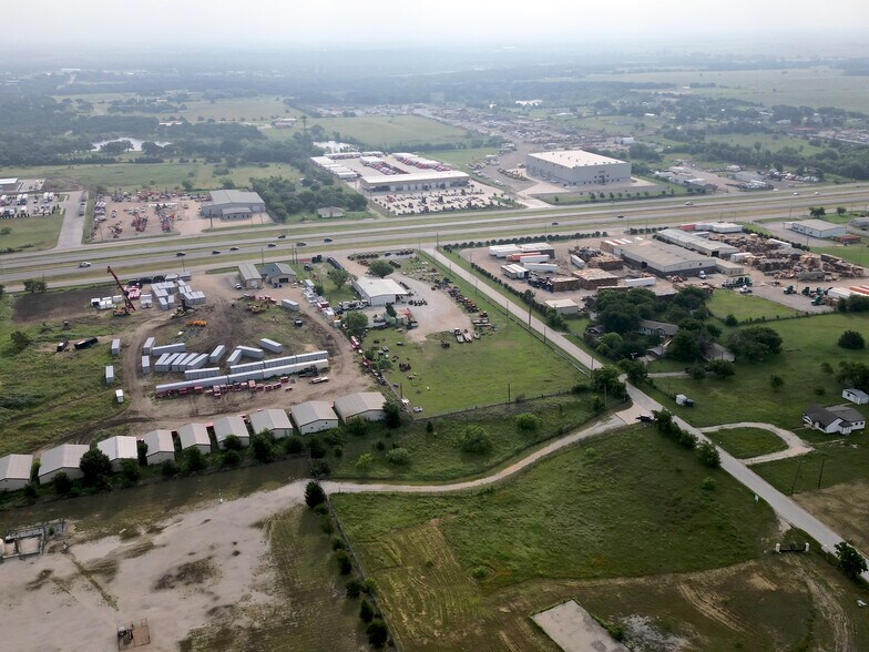 More Photos Of 3456 S Burleson Blvd, Alvarado Freestanding For Sale