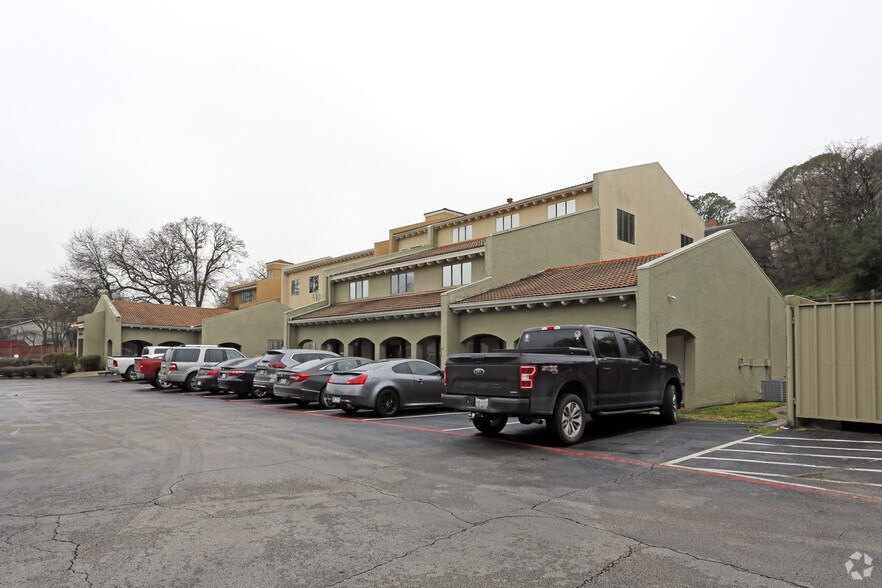 More Photos Of 1004 N Bowen Rd, Arlington Medical For Lease