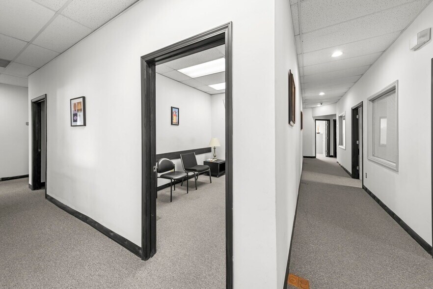 More Photos Of 1414 Ellen St, Monroe Medical For Sale