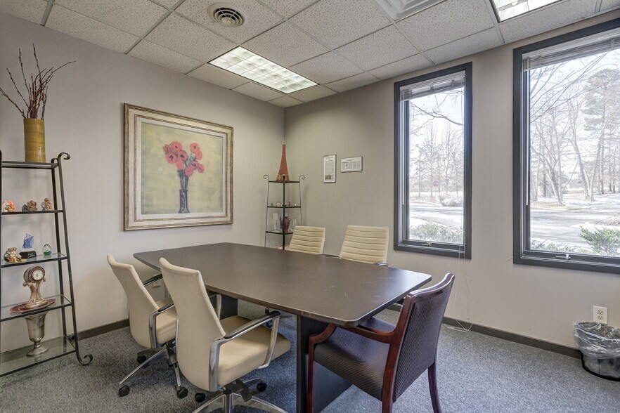 More Photos Of 5040 Sadler Pl, Glen Allen Loft Creative Space For Lease