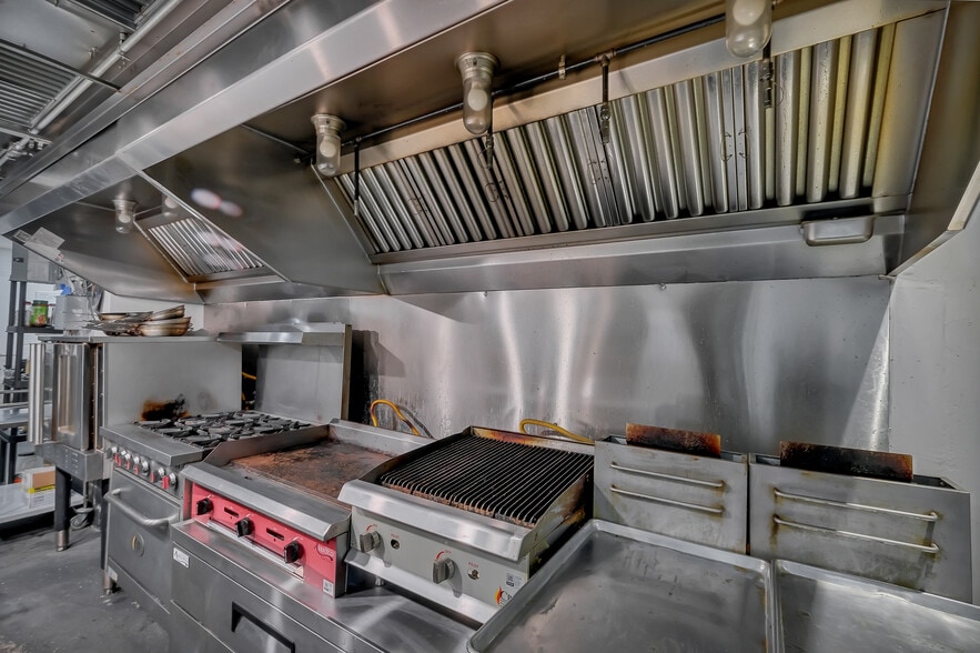 More Photos Of 3124 Georgia Ave NW, Washington Restaurant For Sale