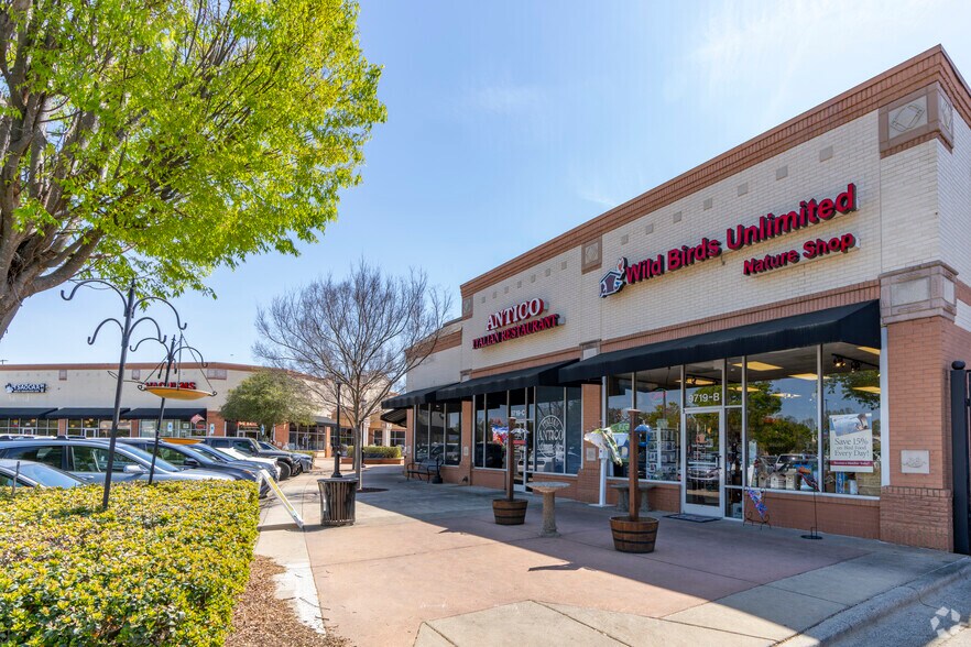 More Photos Of 9645-9759 Sam Furr Rd, Huntersville Unknown For Lease