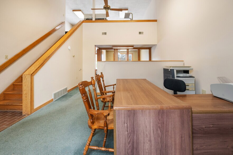 More Photos Of 8 Canton St, Baldwinsville Loft Creative Space For Sale