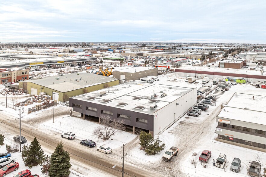 More Photos Of 11550 154th St NW, Edmonton Warehouse For Lease