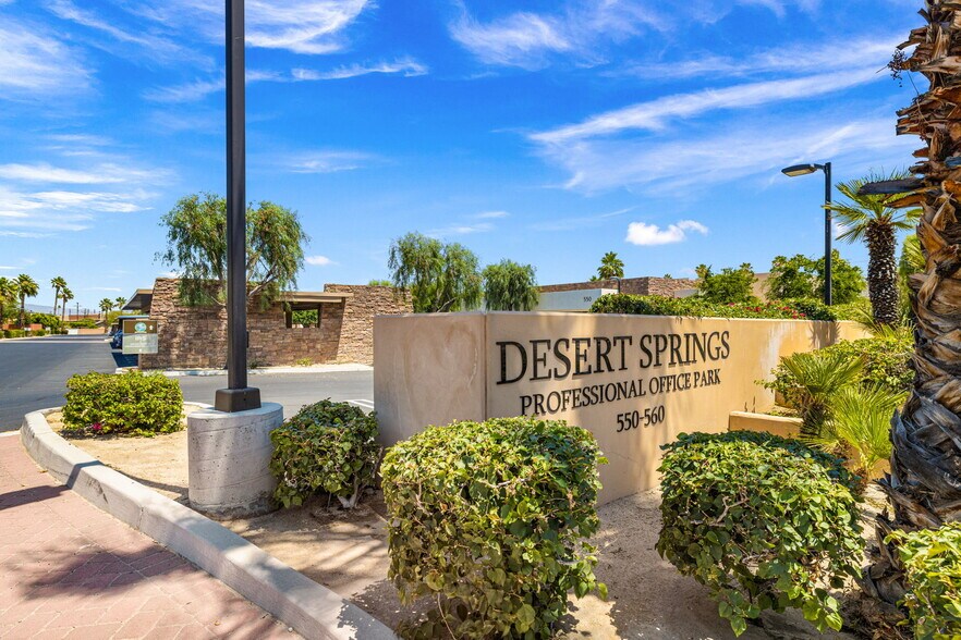 More Photos Of 550 S Paseo Dorotea, Palm Springs Medical For Sale