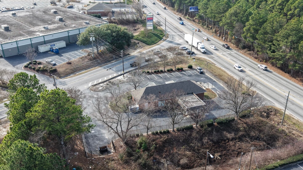 More Photos Of 9800 Two Notch Rd, Columbia Bank For Sale