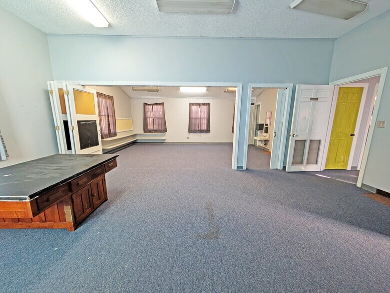 More Photos Of 461 Choccolocco Rd, Anniston Religious Facility For Sale