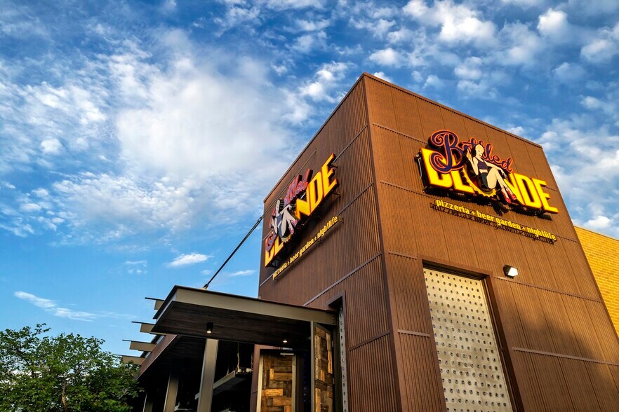 More Photos Of 2821 Morton St, Fort Worth General Retail For Sale