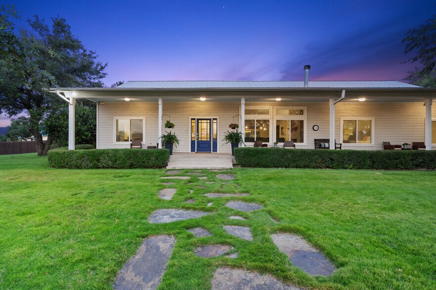 More Photos Of 4607 R O Dr, Spicewood Lodge Meeting Hall For Sale