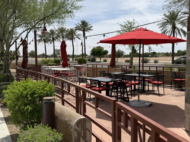 More Photos Of 2333 N Pebble Creek Pky, Goodyear Storefront For Sale