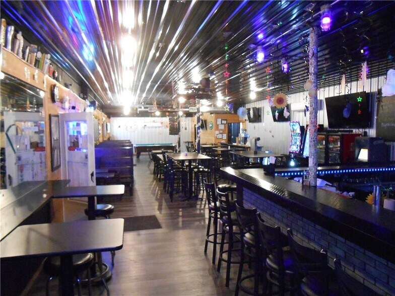 More Photos Of 164 Coyle Curtain Rd, Monongahela General Retail For Sale