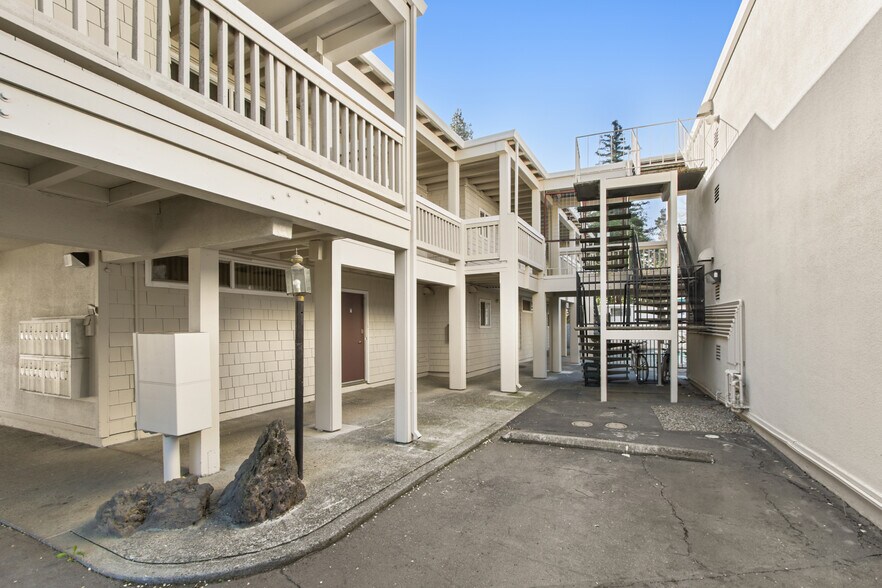 More Photos Of 745 F St, Davis Apartments For Sale