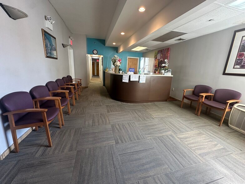 More Photos Of 314 W 14th St, New York Medical For Lease