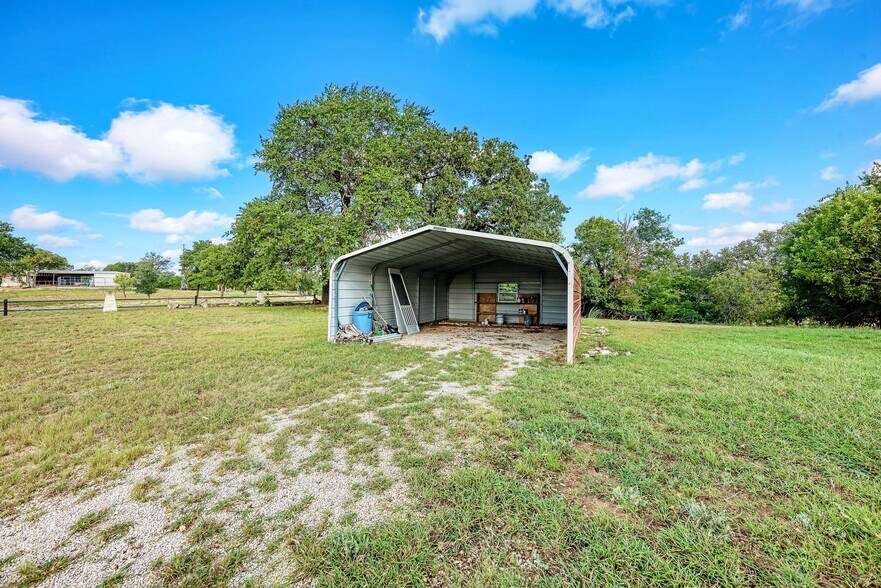 More Photos Of 3225 County Road 111, Lampasas Specialty For Sale