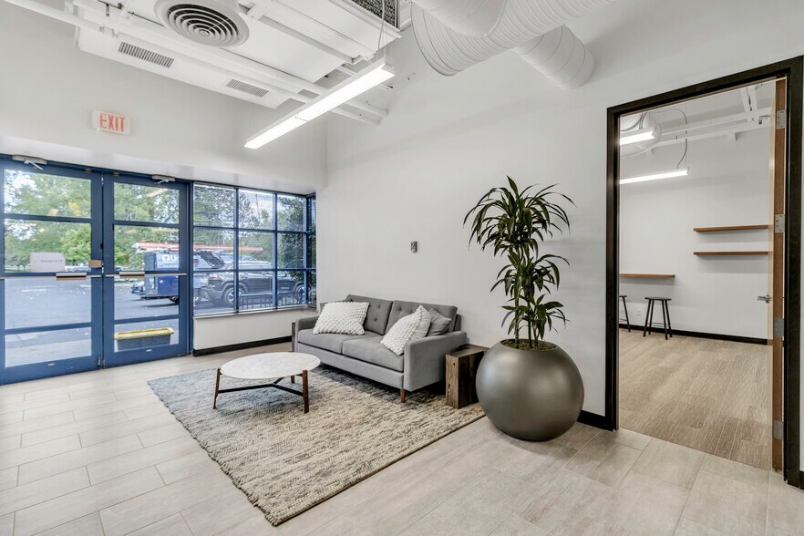 More Photos Of 61 John Muir Dr, Buffalo Unknown For Lease