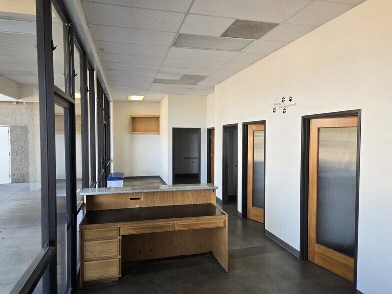 More Photos Of 2011 S Miller St, Santa Maria Storefront For Lease