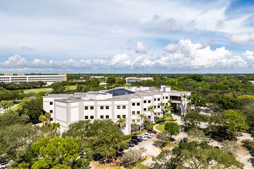 More Photos Of 6111 Broken Sound Pky NW, Boca Raton Office For Lease