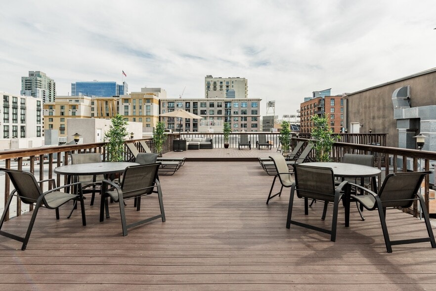 More Photos Of 310 5th Ave, San Diego Apartments For Lease