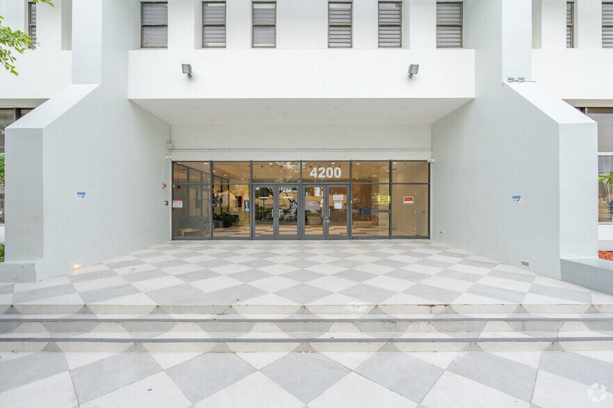 More Photos Of 4200 NW 16th St, Lauderhill Loft Creative Space For Lease