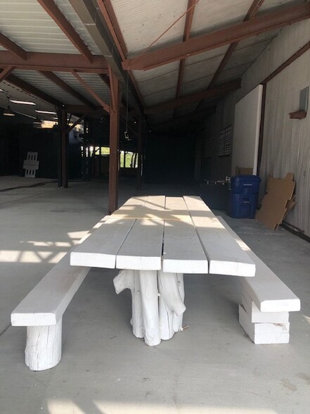 More Photos Of 2425 Glover Pl, Los Angeles Unknown For Lease