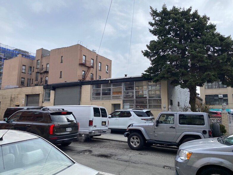More Photos Of 38-11-38-15 29th St, Long Island City Industrial For Sale