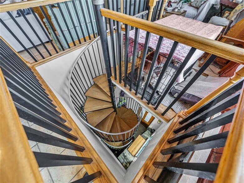 More Photos Of 135 S Central Ave, Bartow Storefront Retail Residential For Sale