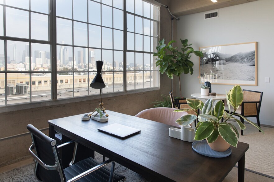 More Photos Of 777 S Alameda St, Los Angeles Unknown For Lease
