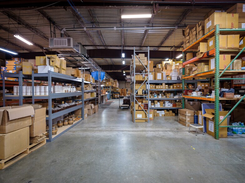 More Photos Of 2229 Whitfield Park Dr, Sarasota Warehouse For Sale