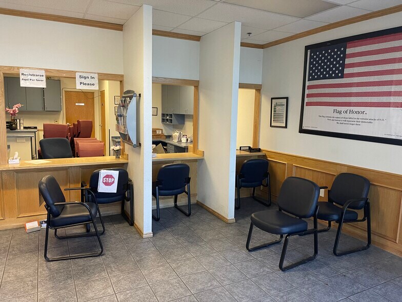 More Photos Of 1753 W Avenue J, Lancaster Medical For Lease