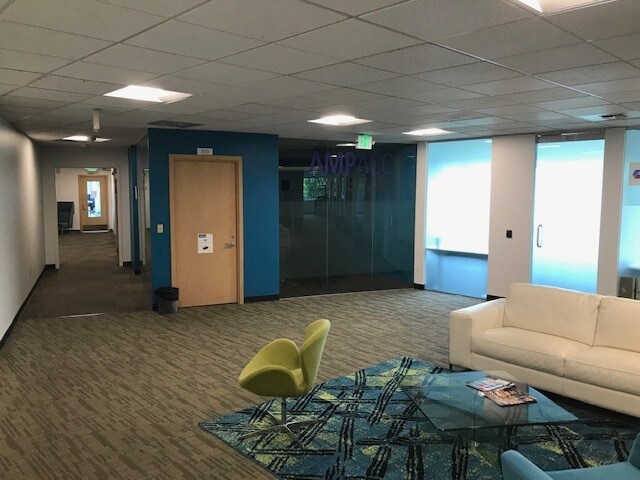 More Photos Of 3600 136th Pl SE, Bellevue Office For Lease