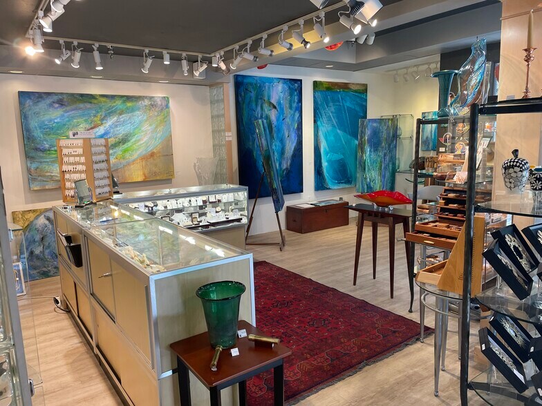 More Photos Of 2441 NW 43rd St, Gainesville Storefront For Sale