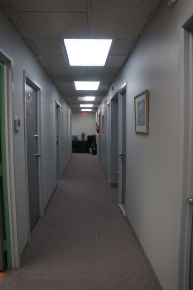 More Photos Of 53 E Ridgewood Ave, Ridgewood Freestanding For Sale