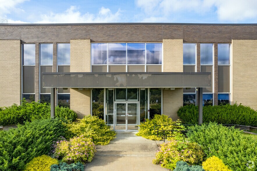 More Photos Of 51 Industrial Dr, North Smithfield Warehouse For Sale