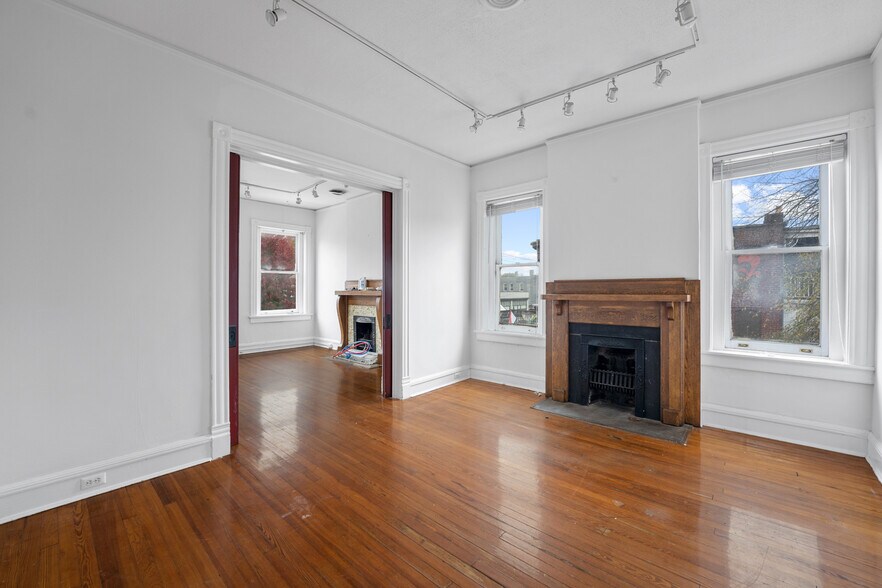 More Photos Of 2401 W Main St, Richmond Storefront Retail Office For Sale