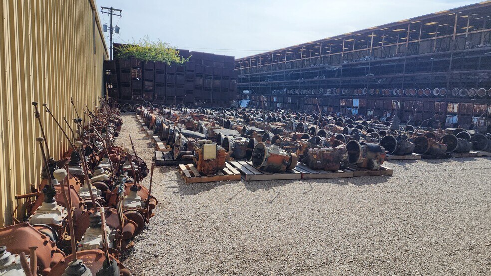 More Photos Of 284 Blue Sky Pky, Lexington Warehouse For Sale