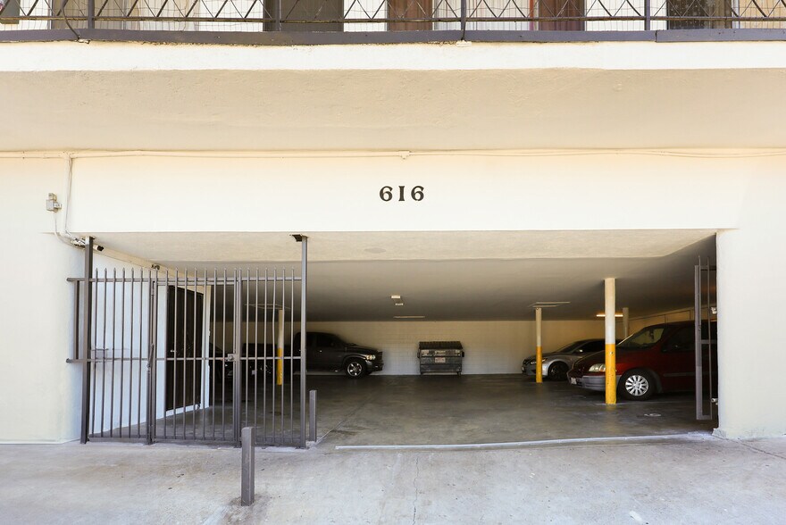 More Photos Of 616 Via Altamira, Montebello Apartments For Sale