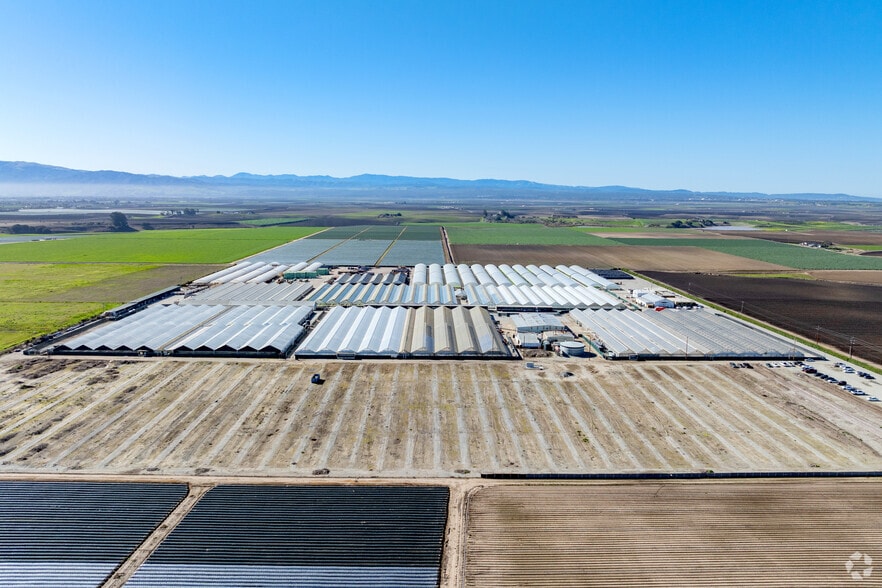 More Photos Of 360 Espinosa Rd, Salinas Industrial For Sale