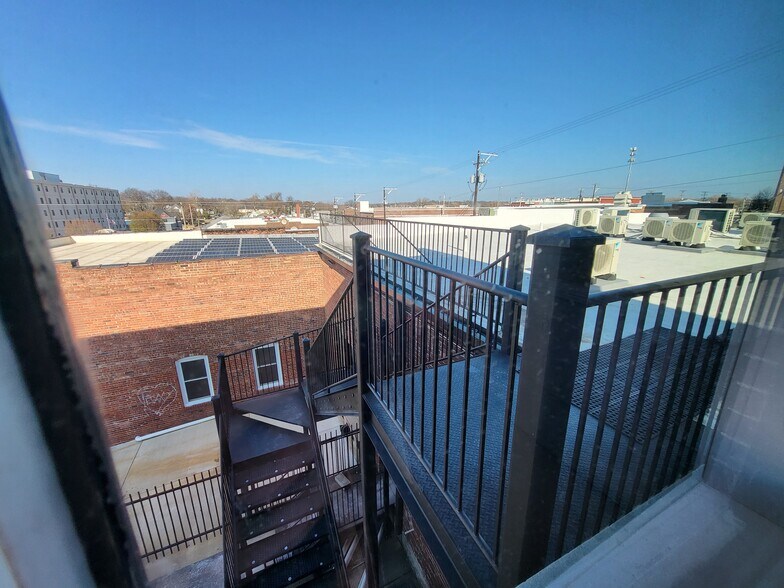 More Photos Of 223 W 3rd St, Joplin Apartments For Sale