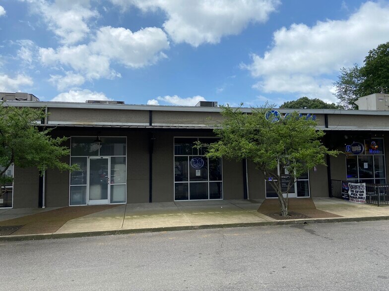 More Photos Of 521 S Highland St, Memphis Storefront Retail Office For Lease