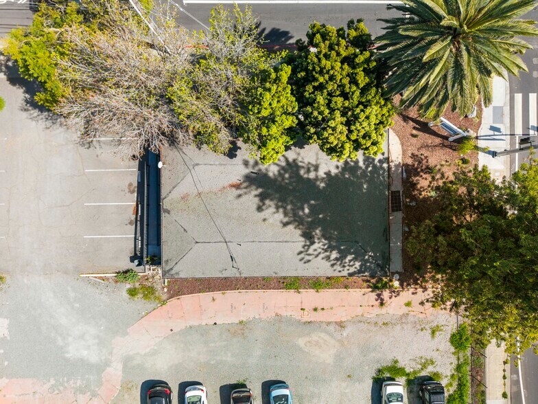 More Photos Of 22427 Montgomery St, Hayward Congregate Senior Housing For Sale