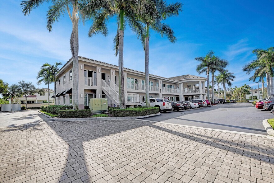 More Photos Of 5220 S University Dr, Davie Office For Sale