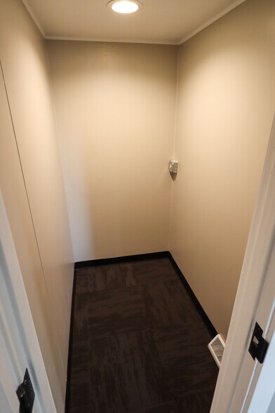 More Photos Of 230 E 22nd St, Fremont Medical For Lease