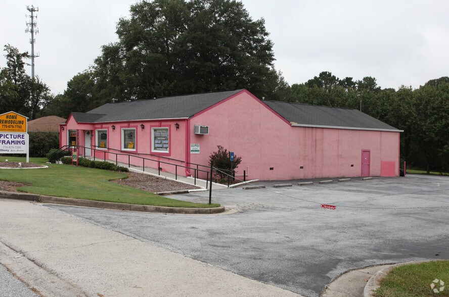 More Photos Of 5712 Redan Rd, Stone Mountain Office For Sale