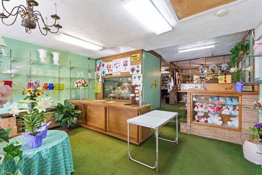 More Photos Of 630 Florida Grove Rd, Perth Amboy Apartments For Sale