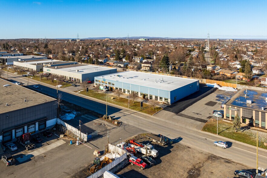 More Photos Of 155-165 Av Labrosse, Pointe-claire Warehouse For Lease