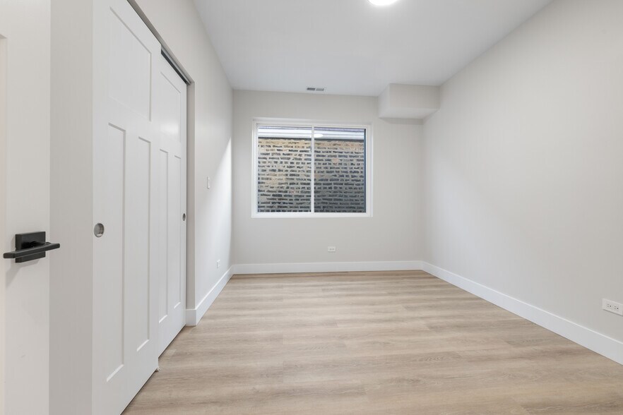 More Photos Of 2632 W 21st St, Chicago Multifamily For Sale