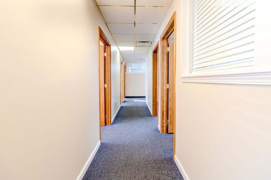 More Photos Of 9173 Lincoln Hwy, Irwin Office For Sale