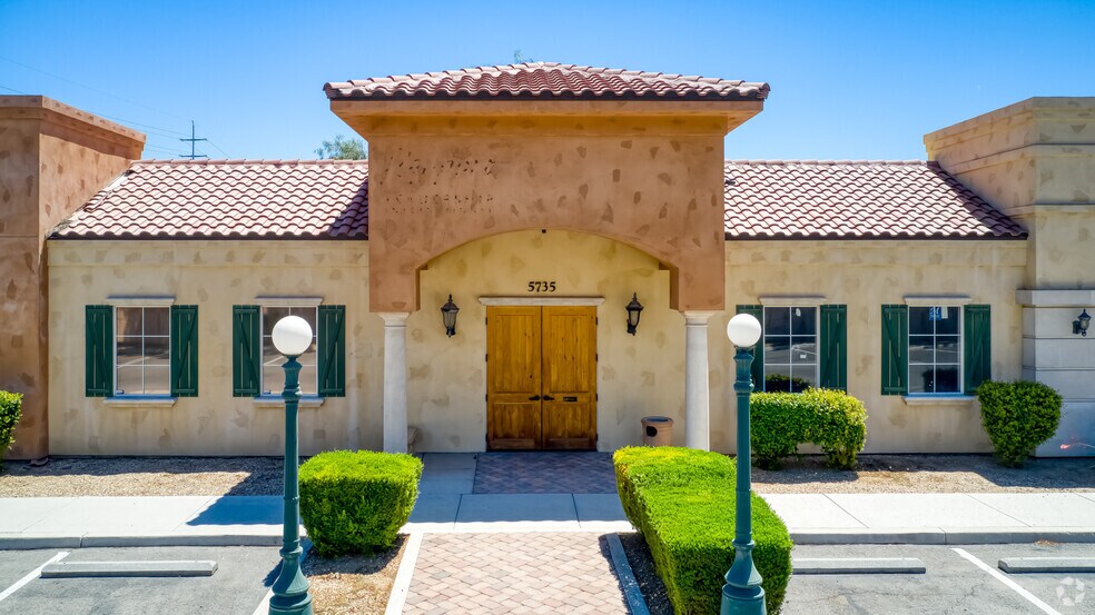 More Photos Of 5795 S Sandhill Rd, Las Vegas Unknown For Lease