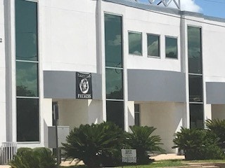 More Photos Of 102 E Calton Rd, Laredo Storefront Retail Office For Sale