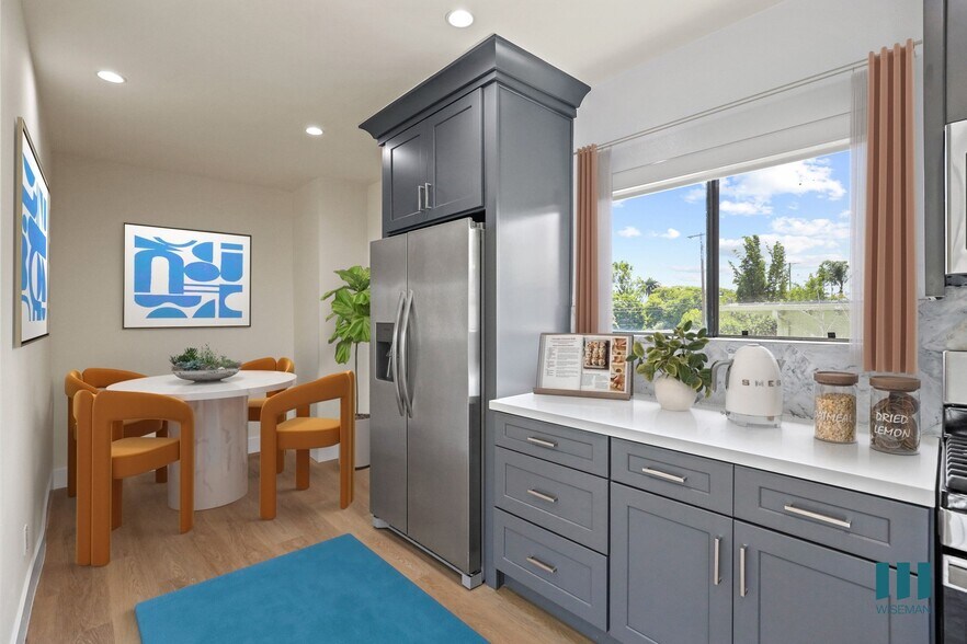 More Photos Of 2001 Penmar Ave, Venice Apartments For Sale